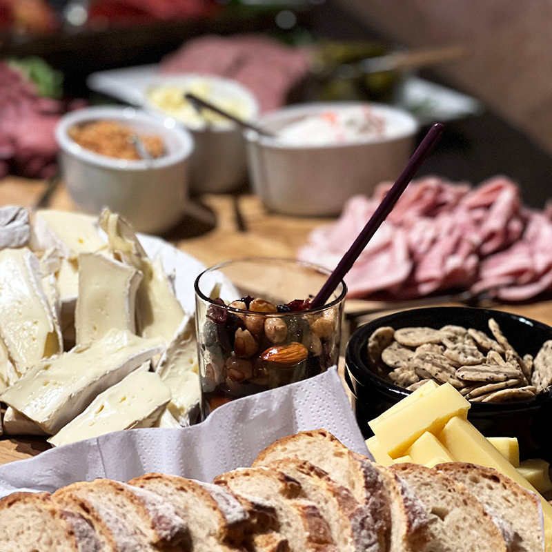 Frokostbuffet 1. lørdag i hver måned